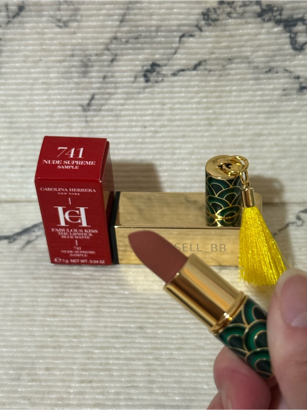Carolina Herrera Mini Blur Matte Nude Lipstick - Picture 5 of 10